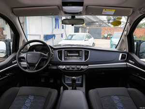 Dongfeng Lingzhi MPV Minivan Familiar Económica de 7 Plazas, Alta Eficiencia, Combustible Gasolina/Eléctrico, Caja de Cambios Manual Ligera, Tracción Trasera, Nueva - Product Image 5