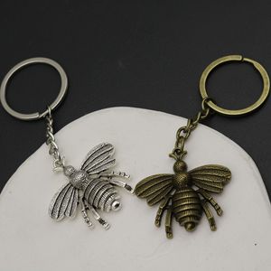 Porte-clés Abeille Texturé avec Ailes Cannelées en Alliage de <span class=keywords><strong>Zinc</strong></span> Bronze Antique pour Cadeaux Apiculteurs - Product Image 4
