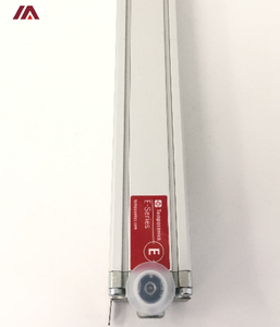 Capteur de déplacement linéaire sans contact Temposonics série E à sortie de valeur absolue, fixation magnétique, acier moulé ERM0400MD341A01 - Product Image 1
