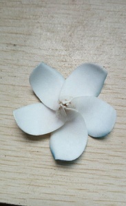 Têtes de fleurs artificielles en mousse Plumeria, Frangipanier, pour DIY, bandeaux, couronnes, décorations de fête hawaïenne, mariage - Product Image 2