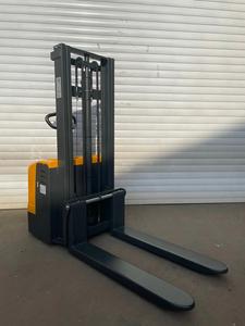 Apilador Eléctrico de Alta Calidad, Carretilla Elevadora de Paletas de 2 Toneladas, 1.5 Toneladas, Hidráulica, Autodescarga, Portátil, Elevación de 3000 mm, Tracción en las Cuatro Ruedas - Product Image 4