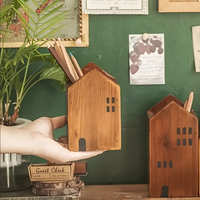Boîte de rangement en bois de style japonais rétro en forme de maison - Organisateur de bureau vintage, design ouvert, structure en bois robuste, boîte à crayons en bois