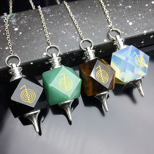 Pendentif Symbole Hexagonal pour Divination Reiki, Hypnotisme, Chakra, Chaîne de Cristal, Pierre de Guérison en Gros, Gemme d'Amour, Art Populaire - Product Image 4