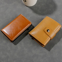 Dompet Kulit Asli Mengkilap Warna Cognac Berlapis Lilin, Tempat Kartu dengan Tombol Tekan Samping, Dapat Dipesan Sesuai Keinginan