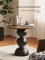 Table d'appoint/de coin compacte de style médiéval d'inspiration française, vintage et luxueuse, pour salon, petits appartements