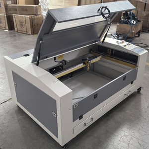 Mini machine de gravure et de découpe <span class=keywords><strong>laser</strong></span> automatique CO2 6090 130W avec moteur pour accessoires automobiles et découpe de tuyaux d'intérieur de <span class=keywords><strong>voiture</strong></span> - Product Image 4