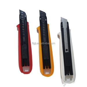Cuchillo de hoja 18 MM Mango de agarre más grande con <span class=keywords><strong>2</strong></span> cuchillas adicionales Cuchillo de corte - Product Image 2