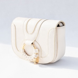 Fashion <span class=keywords><strong>Beige</strong></span> Color Women Saddle Bag Cross Body Bag for ladies With O Ring Handle - Product Image 4