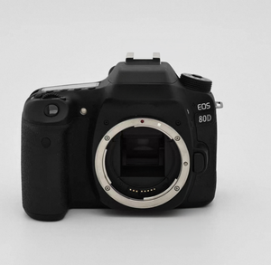 Appareil photo reflex numérique 80D d'occasion – 24,2 MP, autofocus croisé 45 points, 7 ips, écran tactile multi-angle, le meilleur rapport qualité-prix de la gamme moyenne ! - Product Image 1
