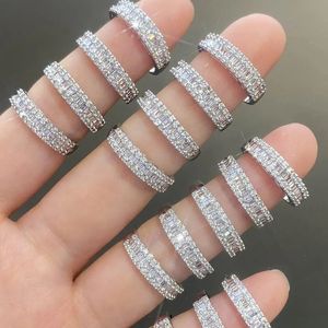 แหวนเพชรแท้ 0.5 กะรัต ทองคำขาว 18K ยี่ห้อซินฟลาย ดีไซน์คลาสสิก เหมาะสำหรับงานแต่งงาน งานเลี้ยงฉลองครบรอบ - Product Image 3