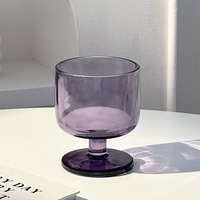 Verres à pied courts transparents personnalisés de couleur violette, fournitures de fête, gobelets élégants pour boissons, verres à vin