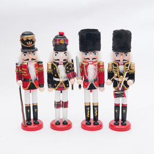 Décoration de Noël artisanale en bois, casse-noisette animé personnalisable de 12 pouces pour cadeaux de Noël - Product Image 2