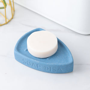 Ensemble de 4 accessoires de salle de bain en céramique classiques et luxueux, comprenant un porte-brosse à dents et un gobelet pour le bain de bouche, pour les hôtels - Product Image 5