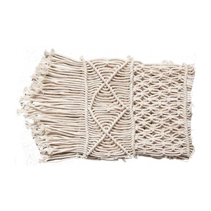 Style Boho tissé à la main coton macramé <span class=keywords><strong>dentelle</strong></span> <span class=keywords><strong>chemin</strong></span> <span class=keywords><strong>de</strong></span> <span class=keywords><strong>Table</strong></span> luxe Simple nordique <span class=keywords><strong>chemin</strong></span> <span class=keywords><strong>de</strong></span> <span class=keywords><strong>Table</strong></span> Boho - Product Image 6