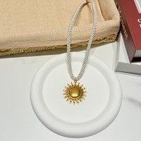 Collier en or 18 carats avec breloque en corde, pendentif en acier inoxydable, collier en paracorde fait main DIY, bijoux tendance superposés et audacieux