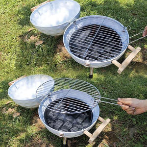 Barbecue portable 14 pouces en forme de ballon de football, mini-grill à charbon de bois rond pour l'extérieur, en acier et fer - Product Image 4