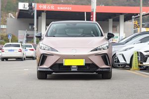 MG4 EV Flagship Edition 2022 Usata, Bestseller con Ottimo Chilometraggio, Layout Compatto e Basse Spese di Manutenzione per Uso Familiare - Product Image 4