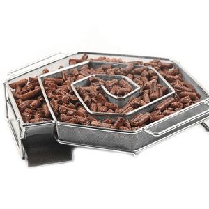 Accessoires <span class=keywords><strong>de</strong></span> barbecue en acier inoxydable 304 <span class=keywords><strong>générateur</strong></span> <span class=keywords><strong>de</strong></span> <span class=keywords><strong>fumée</strong></span> résistant à la chaleur et à la rouille pour le nettoyage facile <span class=keywords><strong>de</strong></span> la poussière <span class=keywords><strong>de</strong></span> bois avec brosse - Product Image 4