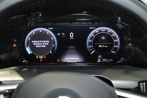 Voiture d'occasion à <span class=keywords><strong>prix</strong></span> avantageux <span class=keywords><strong>Golf</strong></span> <span class=keywords><strong>7</strong></span> <span class=keywords><strong>R</strong></span>-Line 1.4TSI Automatique Modèle 2018 <span class=keywords><strong>2019</strong></span> Conduite à gauche Véhicule familial 5 places - Product Image 5