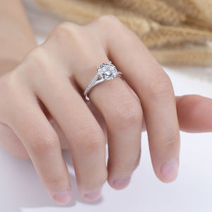 Bague pour femme Messi Jewelry MSR-2035 PT950 avec diamant de laboratoire de forme ronde - Product Image 5