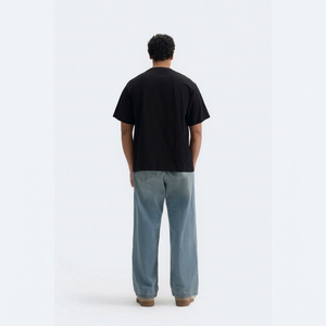 เสื้อยืดโอเวอร์ไซส์สีดำสำหรับผู้ชาย แขนสั้น คอกลม ผ้าเจอร์ซีย์คอตตอน 100% น้ำหนัก 240 กรัม ทรงปกติ ยาวปกติ เป็นมิตรกับสิ่งแวดล้อม - Product Image 2