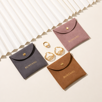 Enveloppes à bijoux compactes avec logo personnalisé, fermeture à pression à rabat arrondi, pour l'emballage de bijoux et d'accessoires en marque privée