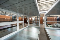 Maison conteneur pliable sur mesure de 20 pieds, design moderne, assemblage rapide, dortoir préfabriqué isolé en laine de roche avec module salle de bain FOB