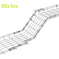 Panier de câblage en treillis métallique flexible, découpable et pliable pour le routage de câbles dans les bâtiments complexes