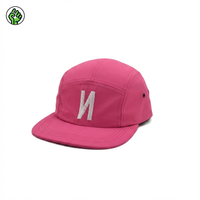 Gorra Unisex Personalizada de 5 Paneles con Visera Plana, Parche con Logotipo y Patrón de Letras, Estilo Casual Hip Hop Urbano, para Fiestas al Aire Libre, Viajes y Campamentos