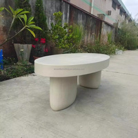 Table basse ovale avec plateau et 2 pieds, table à thé moderne, table en béton pour salon, solide et durable