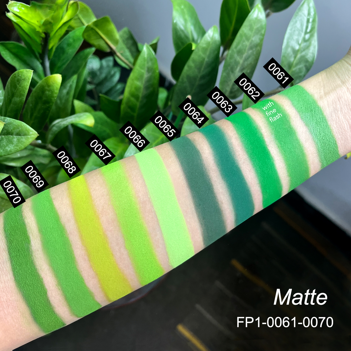 #7-liste de couleurs-palette de fard à paupières votre logo