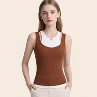 Gilet thermique sans manches pour femme avec coussinets de soutien-gorge intégrés, deux-en-un, color block, tricot côtelé, mélange de laine respirant, couche de base chaude pour l'hiver