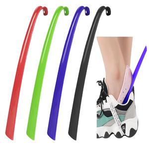 Klaxon de chaussure à long manche avec logo personnalisé plastique PP/ABS portable conception durable aide de chaussure personnalisé pour hommes et femmes OEM - Product Image 4
