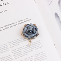 Offre Spéciale tissu fleur Corsage Simple broche costume costume femmes frais broche tempérament à la main broche accessoires
