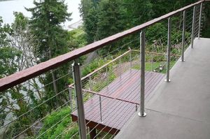 Baluster-Geländer mit Drahtseil Schwarzes Balustradensystem Holzhandlauf - Product Image 4