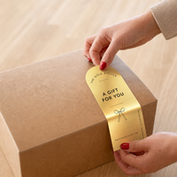 Étiquettes autocollantes personnalisées en papier doré brossé, écologiques, imperméables, découpées à la forme pour l'emballage de parfums et de soins de la peau, pour la marque