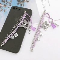 Nouveau style coque de téléphone en plastique avec chaîne papillon femmes accessoires sangle vente en gros bts téléphone chaîne bandoulière
