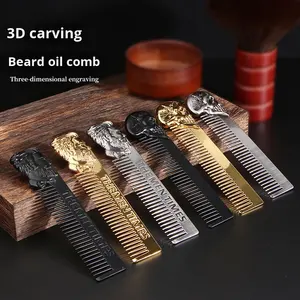 Peine para Barba de Aleación de Zinc con Diseño Retro, Dientes de Bambú, Bañado en Oro, Grabado Tridimensional, Portátil para el Cuidado del Cabello Masculino - Product Image 2