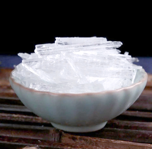 Saveur mentholée/<span class=keywords><strong>menthe</strong></span> |   Agent rafraîchissant naturel <span class=keywords><strong>de</strong></span> qualité alimentaire, arôme <span class=keywords><strong>menthe</strong></span> haute pureté <span class=keywords><strong>pour</strong></span> boissons/bonbons/cosmétiques, directement <span class=keywords><strong>de</strong></span> l'usine - Product Image 2