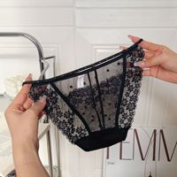 Culotte string sexy en dentelle pour femme, respirante, taille basse, lingerie féminine