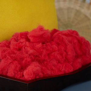 Proveedor <span class=keywords><strong>de</strong></span> fibra <span class=keywords><strong>de</strong></span> poliéster <span class=keywords><strong>relleno</strong></span> <span class=keywords><strong>de</strong></span> fibra <span class=keywords><strong>relleno</strong></span> <span class=keywords><strong>de</strong></span> almohada rojo reciclado fibra <span class=keywords><strong>de</strong></span> poliéster Psf <span class=keywords><strong>para</strong></span> geotextil - Product Image 4