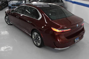 รถยนต์ปี 2023 I7 XDrive60 AWD ซีดาน เครื่องยนต์ด้านซ้าย เบาะหนัง กล้องมองหลัง เกียร์ธรรมดา/อัตโนมัติ มือสอง หลังคาซันรูฟ ไฟ LED หน้าจอสัมผัส - Product Image 5