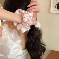 Scrunchie Rambut Motif Bunga Pecah Cetak Kain Desain Terbaru Laris Grosir, Aksesoris Rambut Elegan Manis untuk Wanita, Stok Pabrik Tersedia