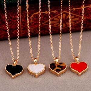 Collier cœur à chaîne de clavicule, style identique à celui de Serena de <span class=keywords><strong>Gossip</strong></span> <span class=keywords><strong>Girl</strong></span> (versions européennes et américaines), MOQ 1 - Product Image 1