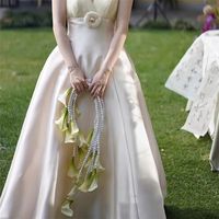 Corona de Flores de Plástico con Cuentas LUYI-Luxury, con Lirios Calla, Elegante Corona Nupcial para Ceremonia de Boda y Graduación