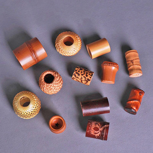 Supporto per Coperchio in Radice di Bambù Naturale, Accessorio per Cerimonia del Tè in Stile Giapponese, Porta Coperchio in Bambù Arhat Invecchiato Color Carbone - Product Image 1