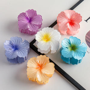 Vente en gros de pinces à cheveux en plastique de style plage pour femmes, accessoires de cheveux floraux élégants - Product Image 2