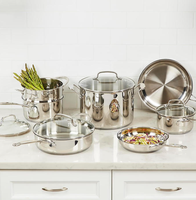 Collection de batterie de cuisine haut de gamme en acier inoxydable - Ensemble de casseroles compatibles induction avec couvercles en verre et insert vapeur