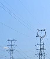 Tour en treillis d'acier angulaire 220 kV pour lignes de transmission d'énergie haute tension