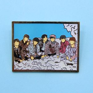 รับทำเข็มกลัด KPOP ราคาถูก รูปดาวสีทอง ขายส่ง เข็มกลัดเคลือบแข็งแบบกำหนดเอง เข็มกลัดเคลือบนิ่ม ป้ายโลหะ - Product Image 4
